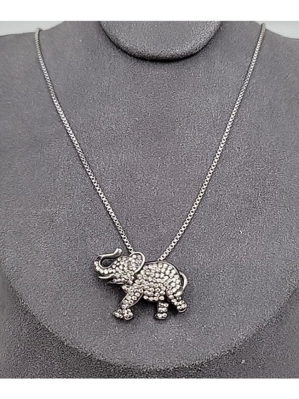 Vintage Sterling Silver AU Gray Crystal Elephant Pendant Necklace 18" 925 Chain